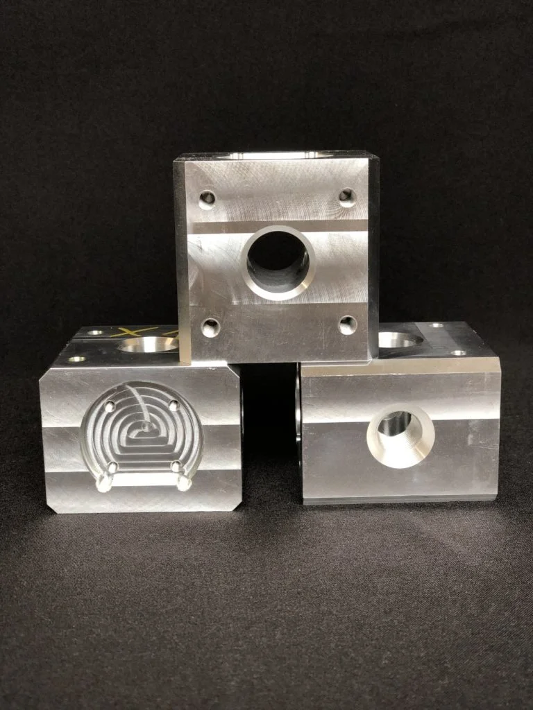 Металеві блоки