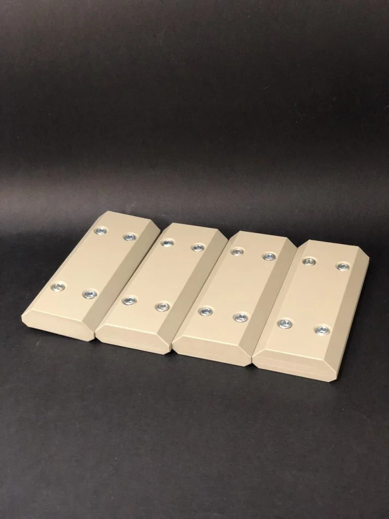 Металеві пластини